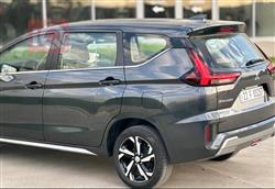 ميتسوبيشي اكسباندر